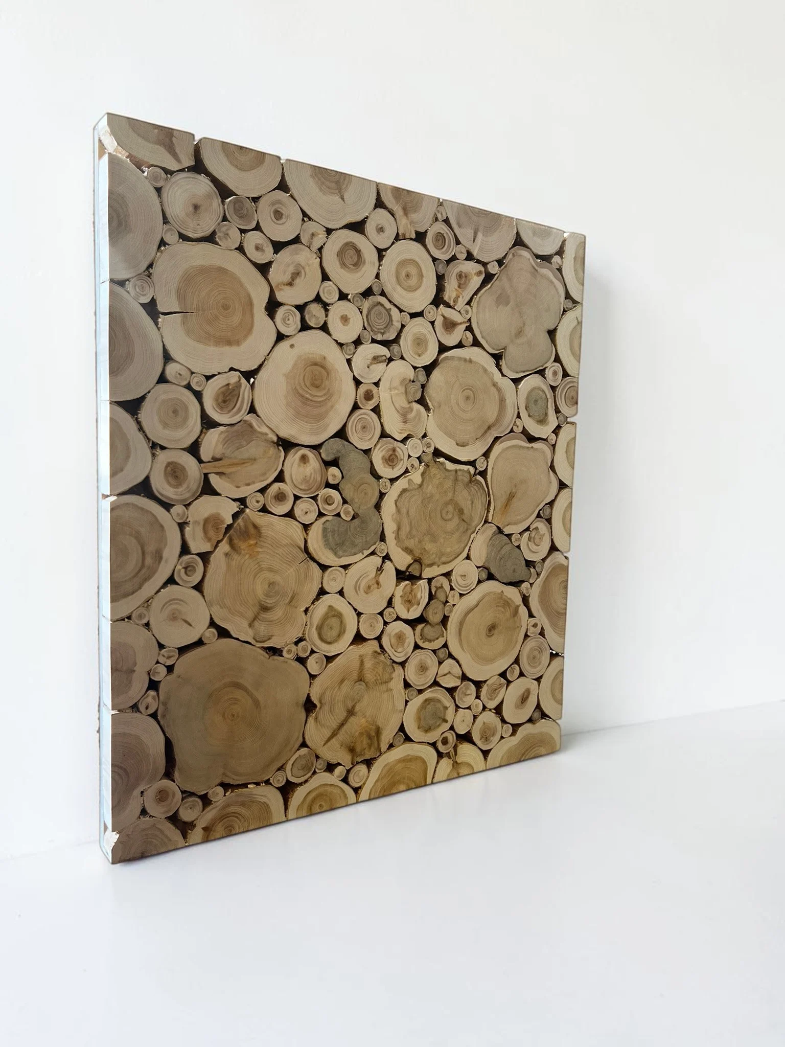 Kadiķu panelis 40 × 35 cm