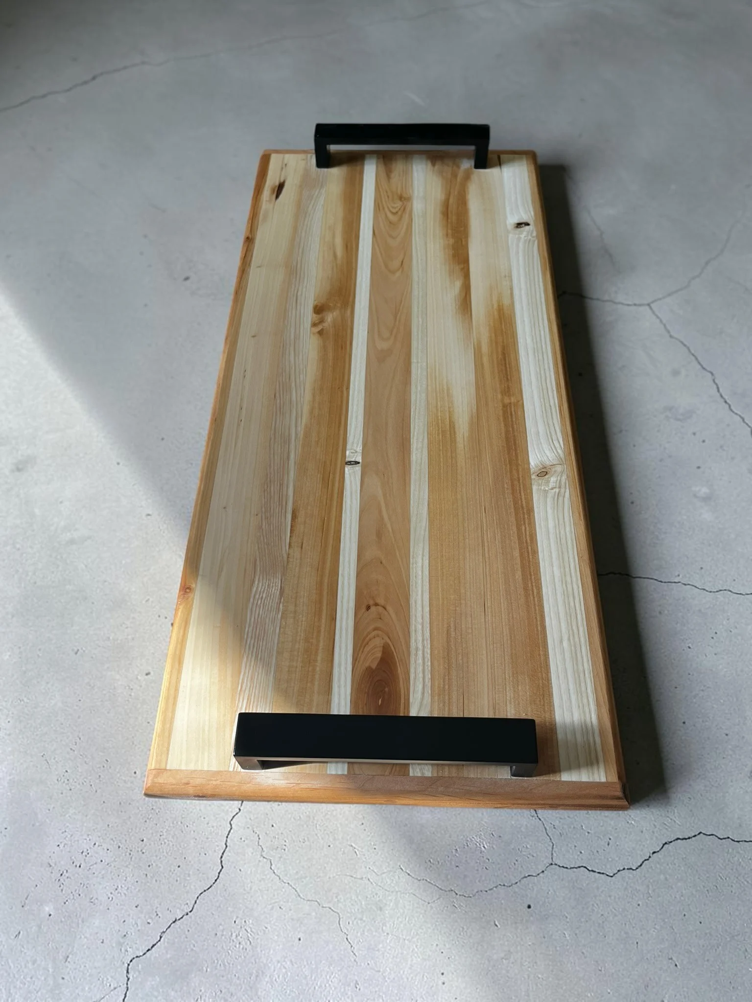 Dabīga koka servēšanas paplāte, 52 × 23 cm